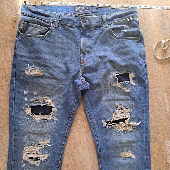American Rag CIE Blue Denim Jeans Distressed Men's Size 36W 32L 100% Cotton - Picture 3 of 12